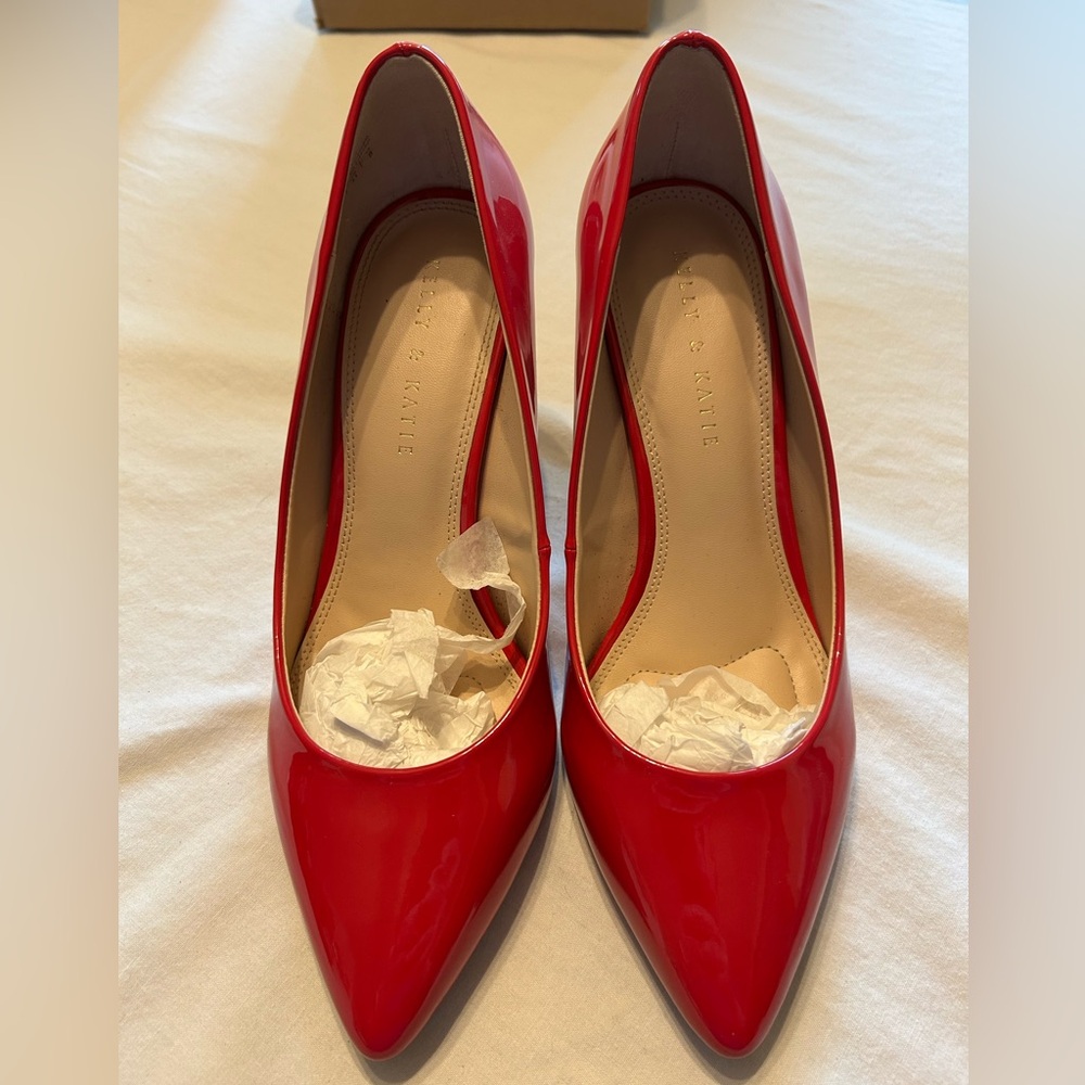 NIB Kelly & Katie Astivia Fuschia Heels
